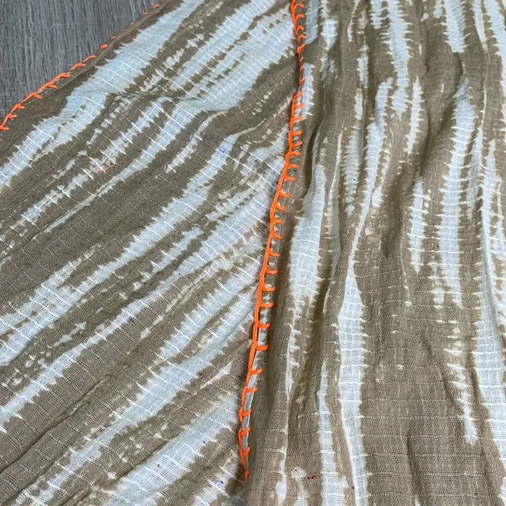 NWT STEVE MADDEN Tan Tie Dye Orange Trim Frayed Edge Scarf